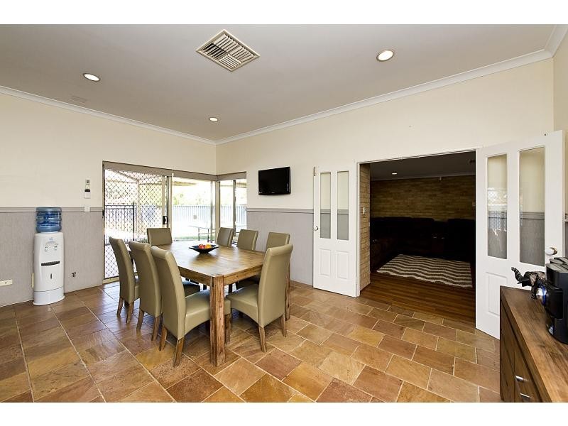 7 Fulmar Mews, Ballajura WA 6066