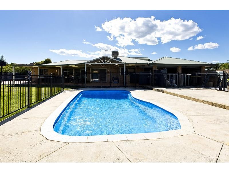 7 Fulmar Mews, Ballajura WA 6066