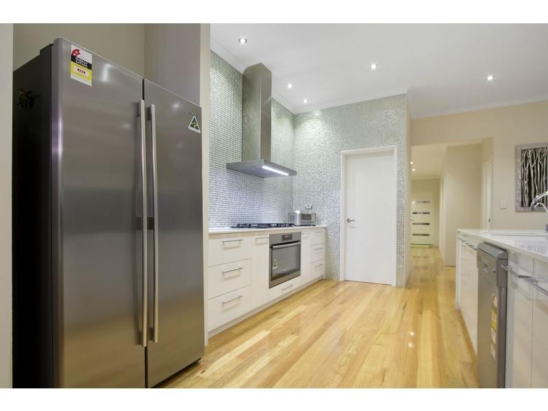 18 Buffalo Avenue, Madeley WA 6065