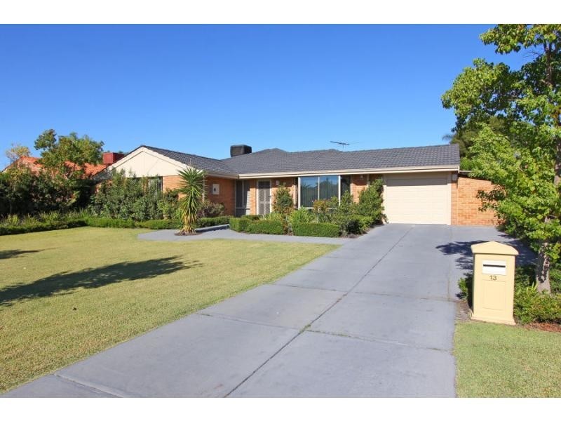 13 Arlington Drive, Willetton WA 6155