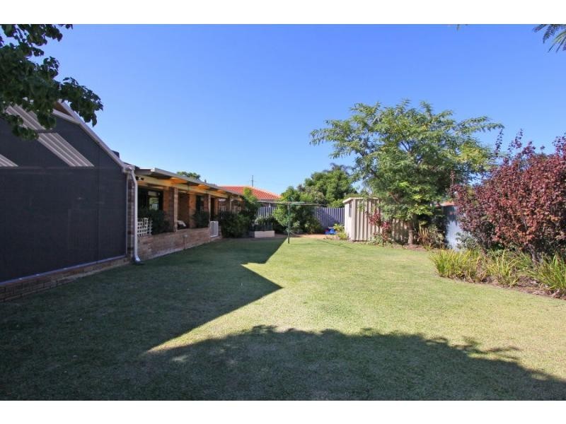 13 Arlington Drive, Willetton WA 6155