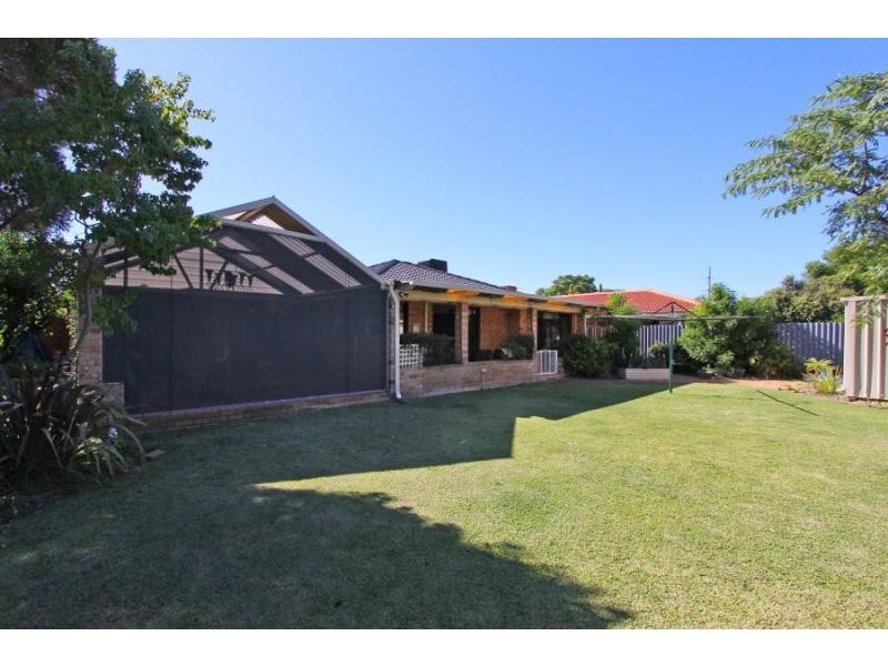 13 Arlington Drive, Willetton WA 6155