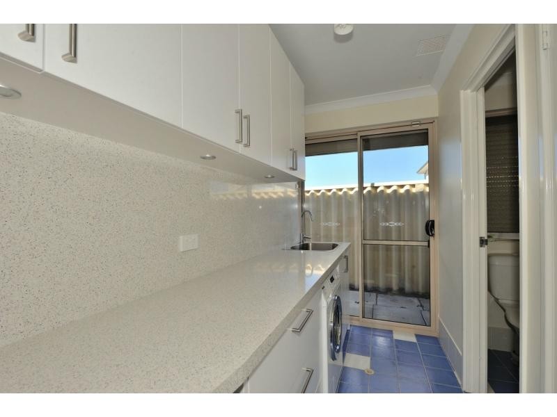 15 Morfontaine Parade, Port Kennedy WA 6172