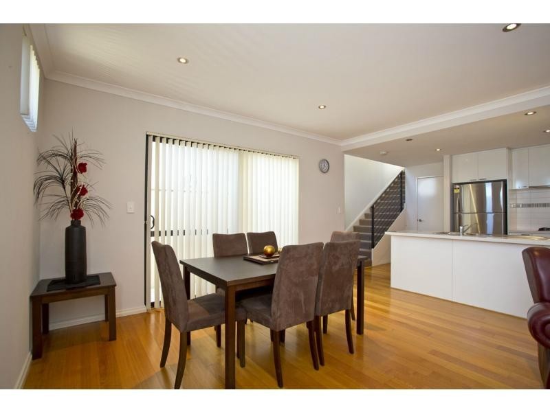 2/52 Spinnaker Heights, Yangebup WA 6164