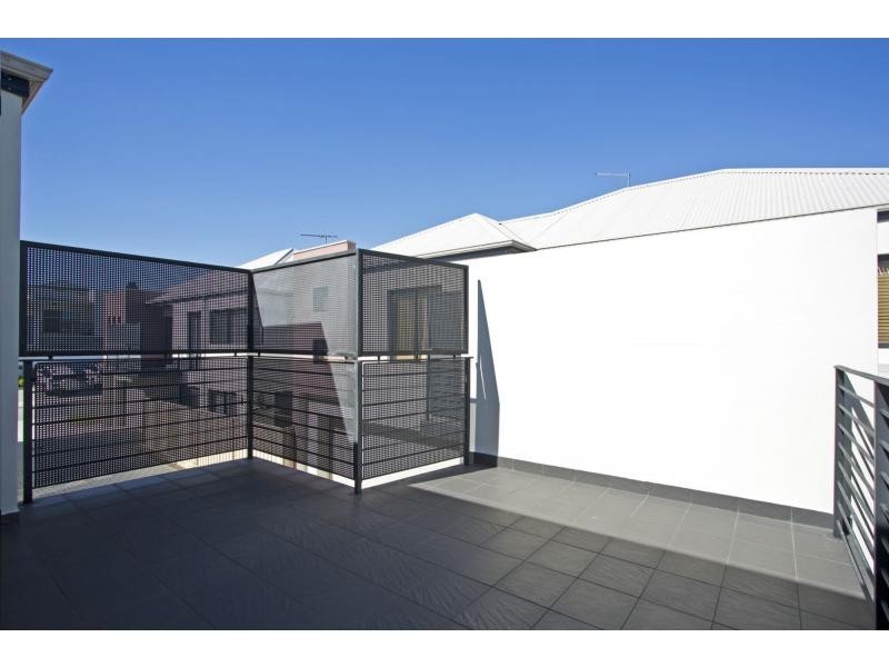 2/52 Spinnaker Heights, Yangebup WA 6164