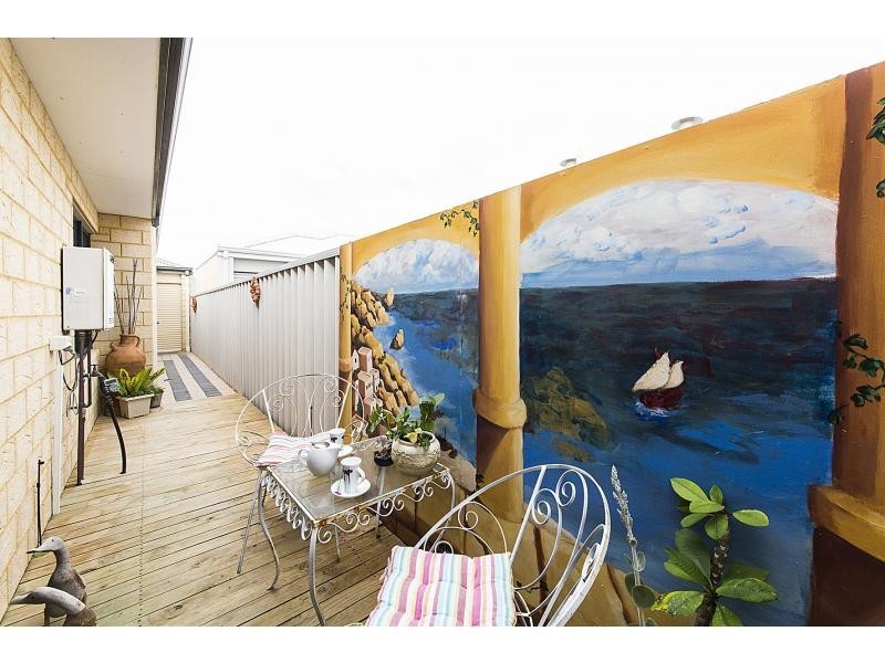 3 Renegade Path, Rockingham WA 6168