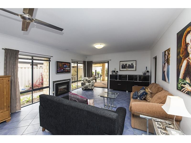 3 Renegade Path, Rockingham WA 6168