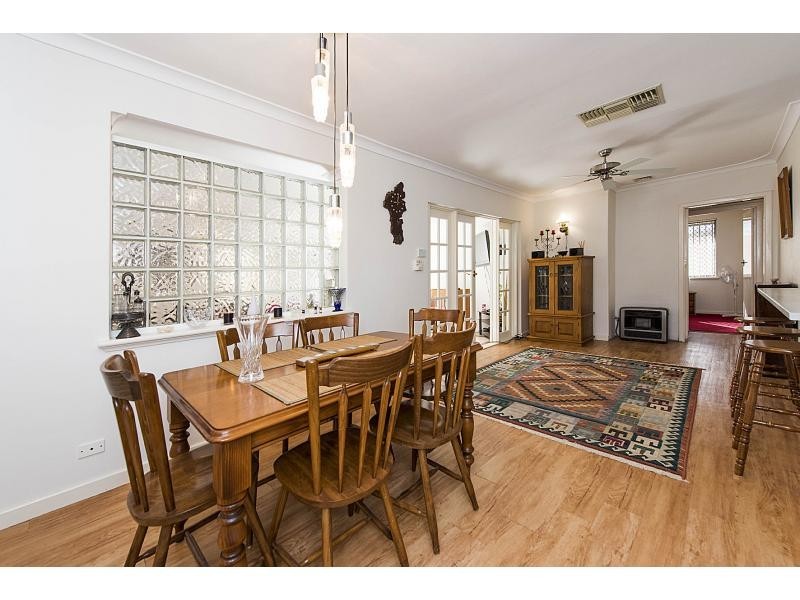 15 June Road, Safety Bay WA 6169