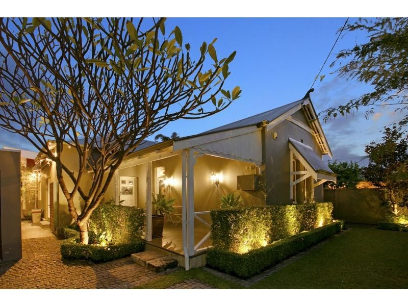 329 Mill Point Road, South Perth WA 6151