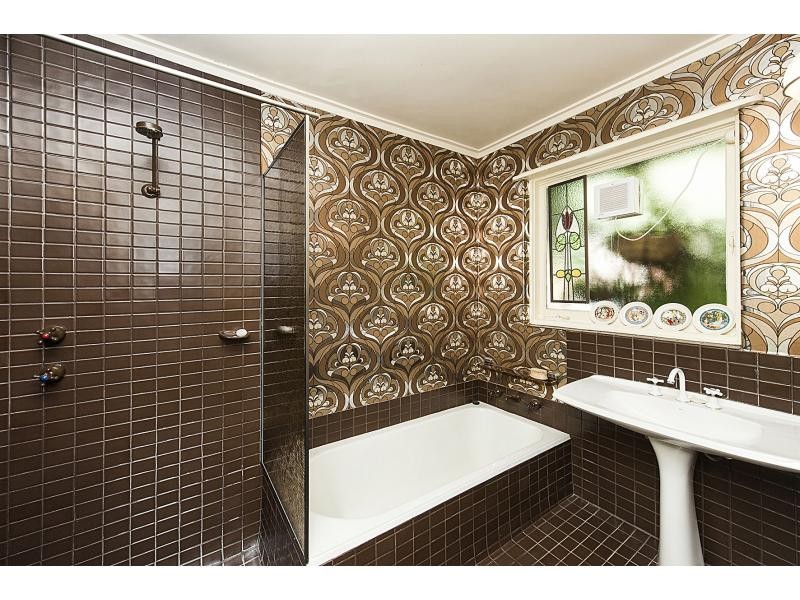 27 River Way, Salter Point WA 6152