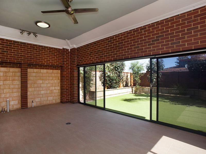 38a Deverell Way, Bentley WA 6102
