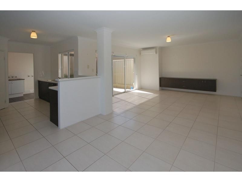 194d Kent Street, Rockingham WA 6168