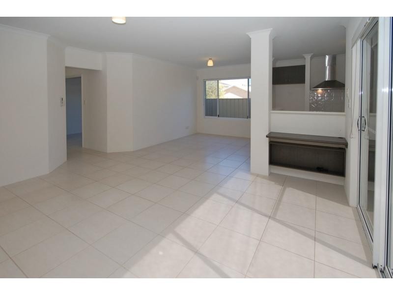 194d Kent Street, Rockingham WA 6168