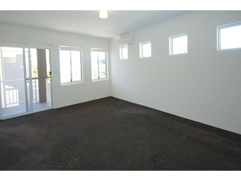 194d Kent Street, Rockingham WA 6168