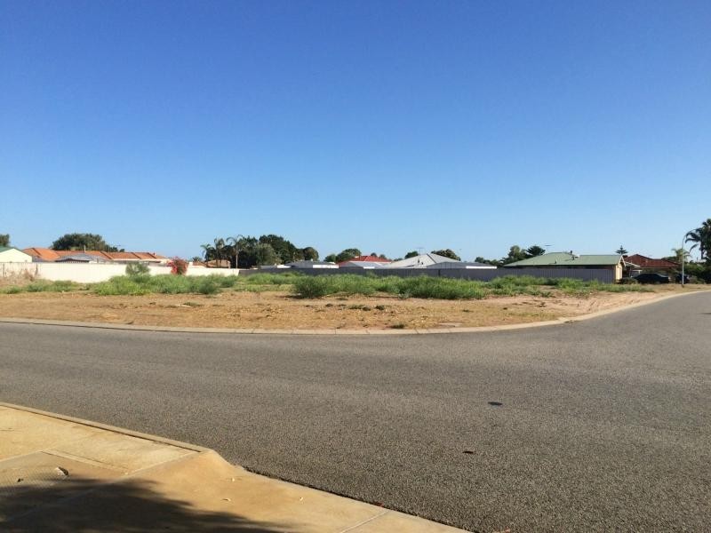 8/3 Discovery Crescent, Port Kennedy WA 6172