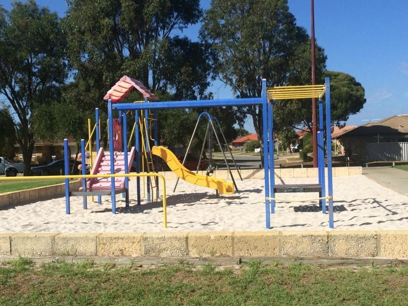 8/3 Discovery Crescent, Port Kennedy WA 6172