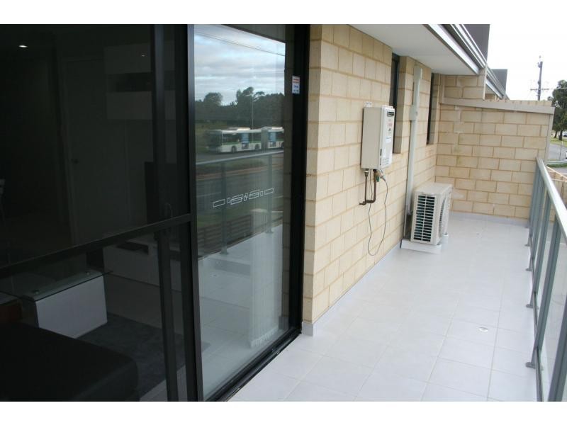 7/2 View Avenue, Langford WA 6147