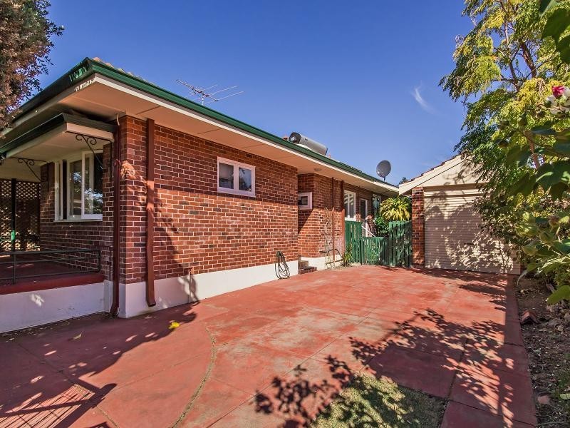 23 Florence Street, Rockingham WA 6168
