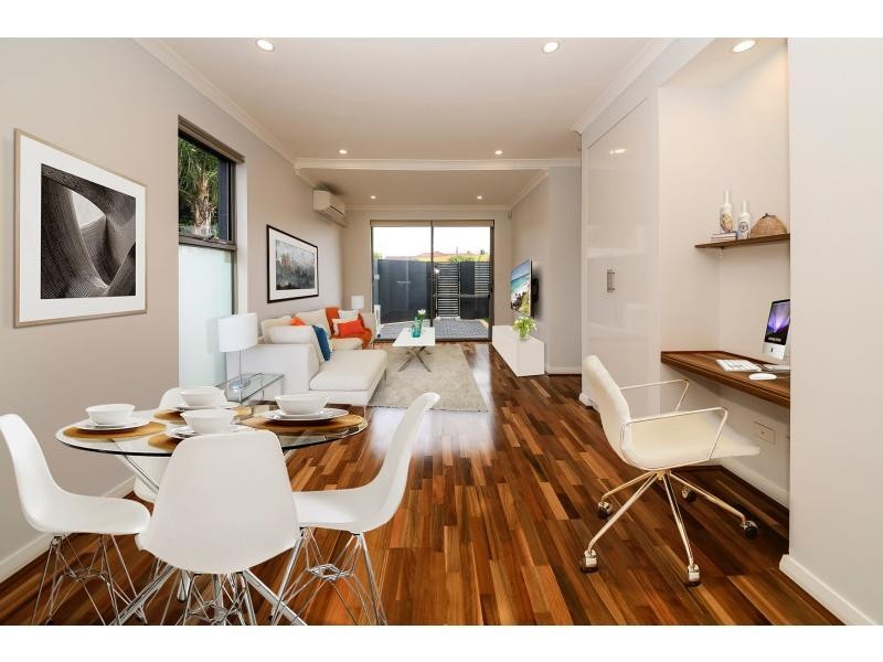 L2/6 Oldridge Street, Hamilton Hill WA 6163