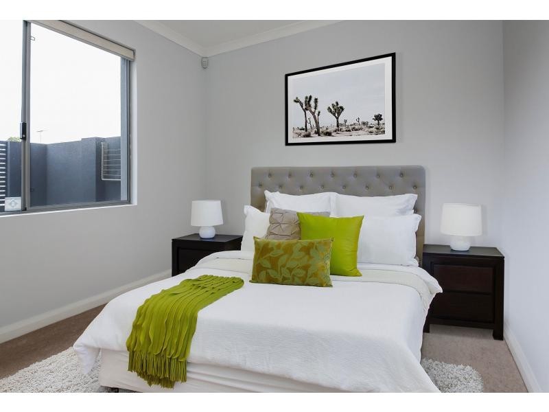 L2/6 Oldridge Street, Hamilton Hill WA 6163