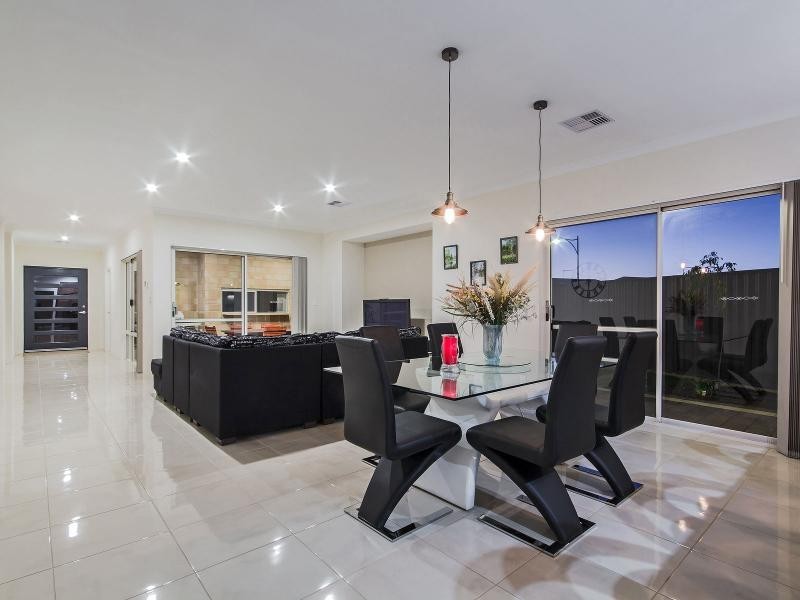 14 Emary Rise, Baldivis WA 6171