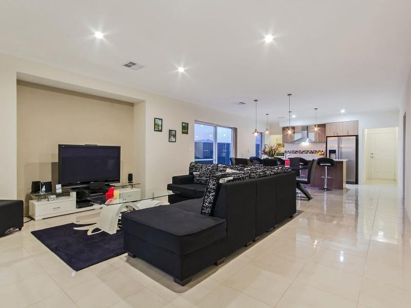 14 Emary Rise, Baldivis WA 6171