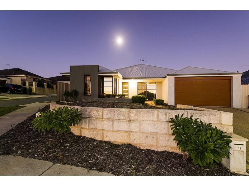 12 Fennell Rise, Darch WA 6065