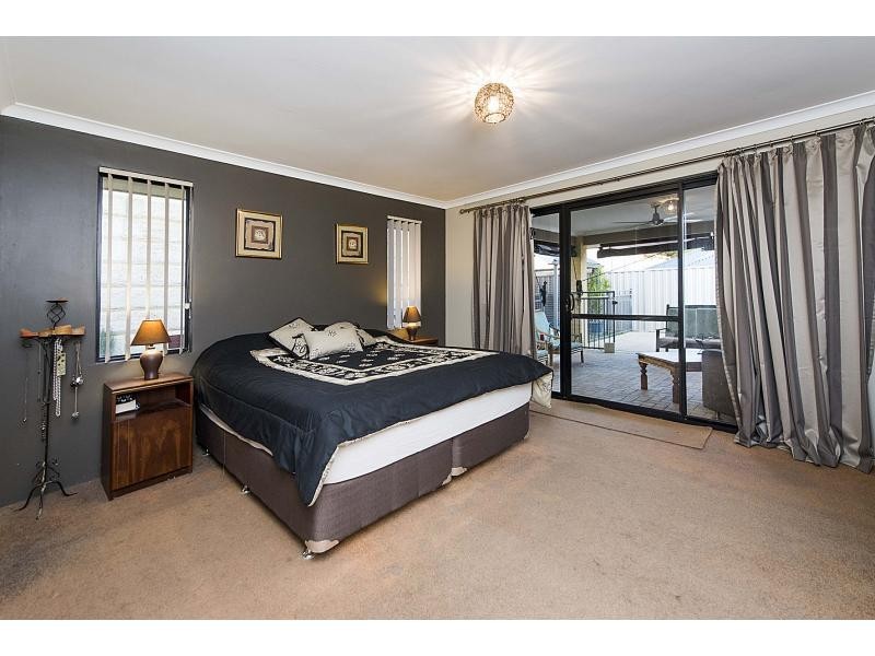 12 Fennell Rise, Darch WA 6065