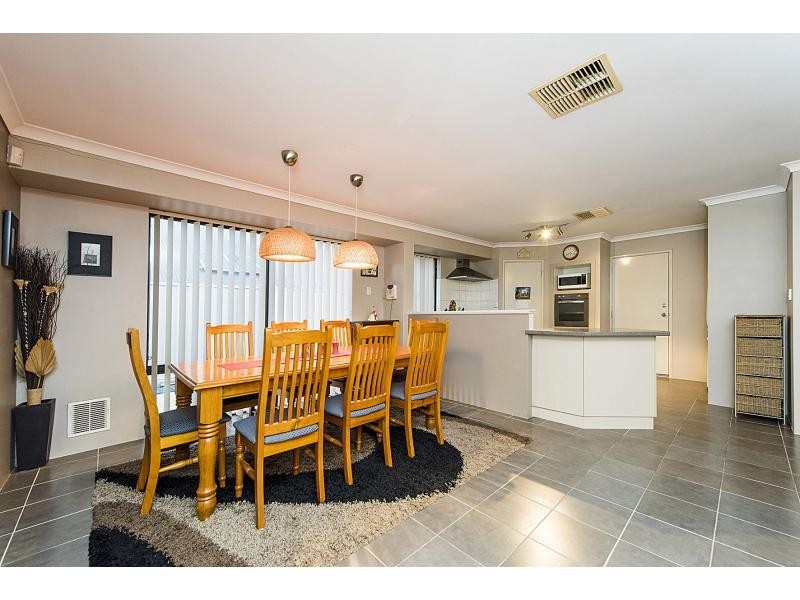 12 Fennell Rise, Darch WA 6065