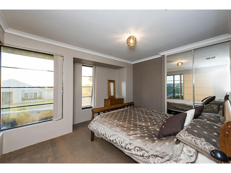 12 Fennell Rise, Darch WA 6065