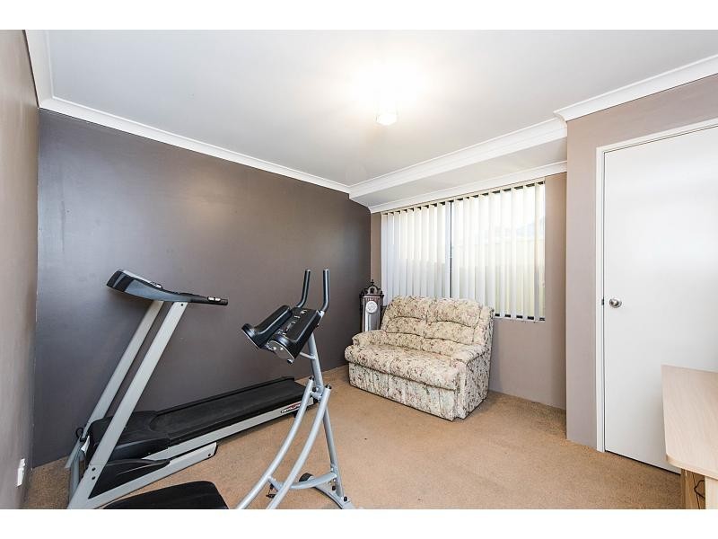 12 Fennell Rise, Darch WA 6065