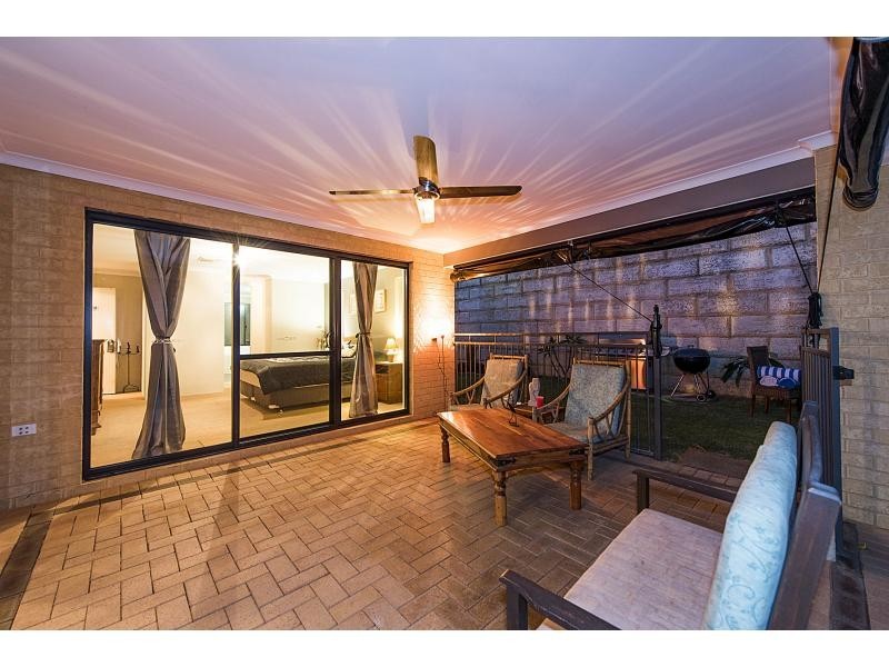 12 Fennell Rise, Darch WA 6065