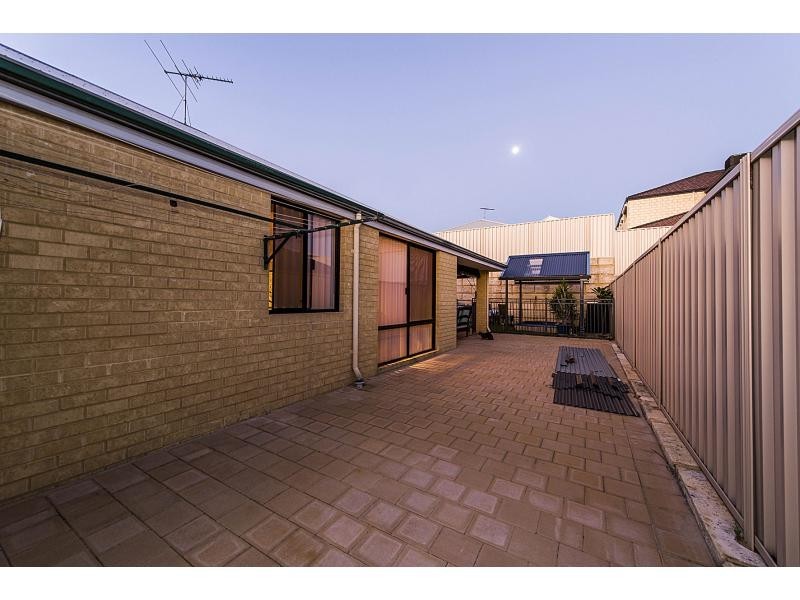 12 Fennell Rise, Darch WA 6065