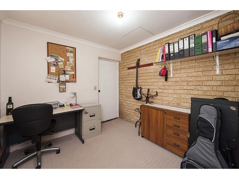 54 Donald Drive, Safety Bay WA 6169