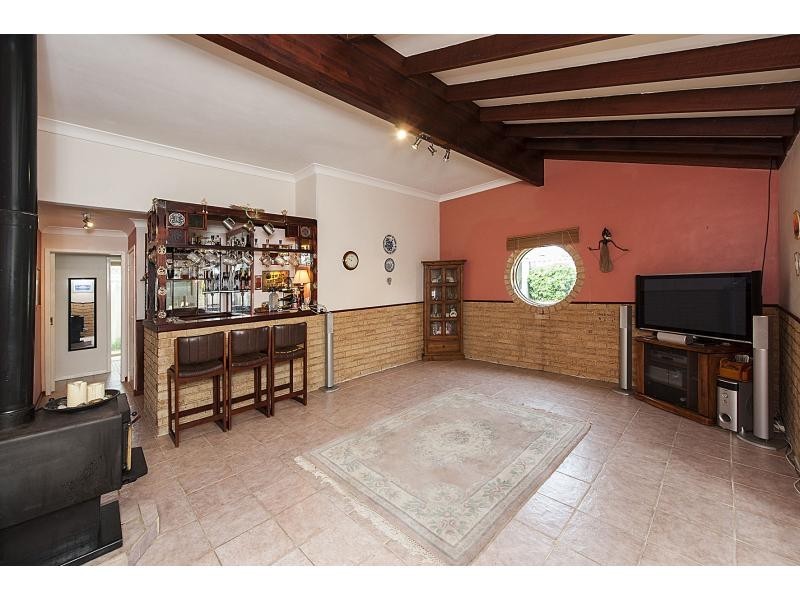 54 Donald Drive, Safety Bay WA 6169