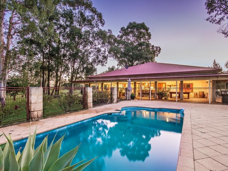 220 Duckpond Road, Wellard WA 6170