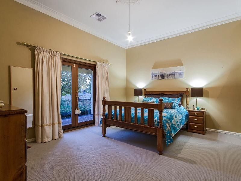 220 Duckpond Road, Wellard WA 6170