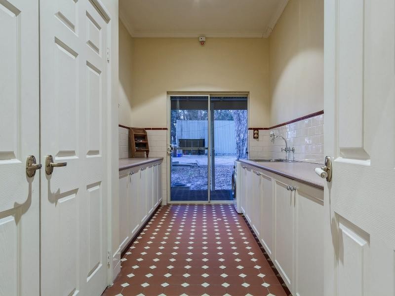 220 Duckpond Road, Wellard WA 6170