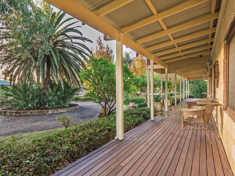 220 Duckpond Road, Wellard WA 6170