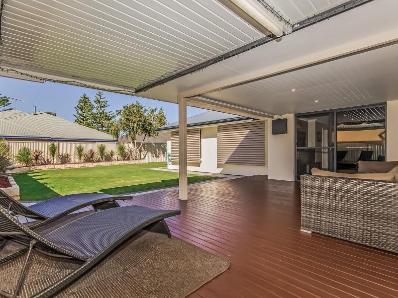 36 Baycliff Turn, Waikiki WA 6169