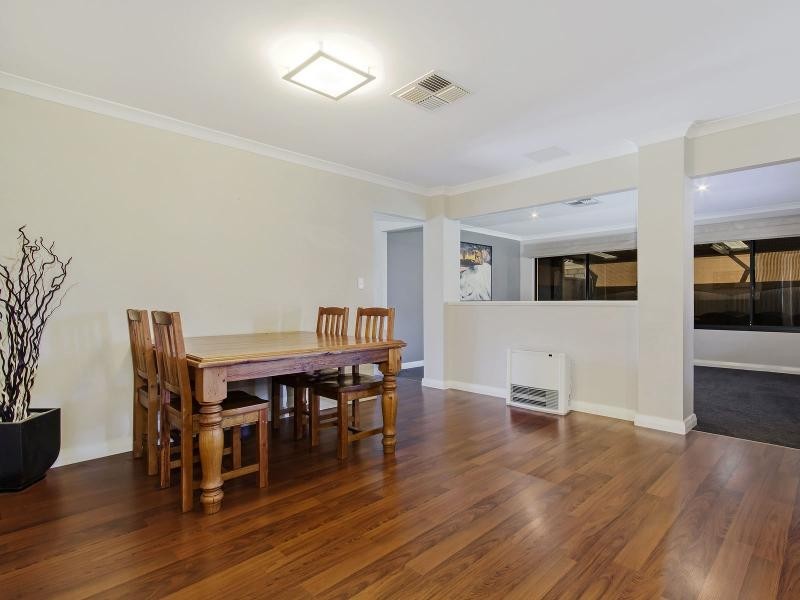 36 Baycliff Turn, Waikiki WA 6169