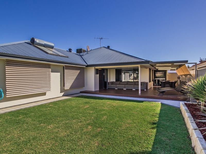 36 Baycliff Turn, Waikiki WA 6169