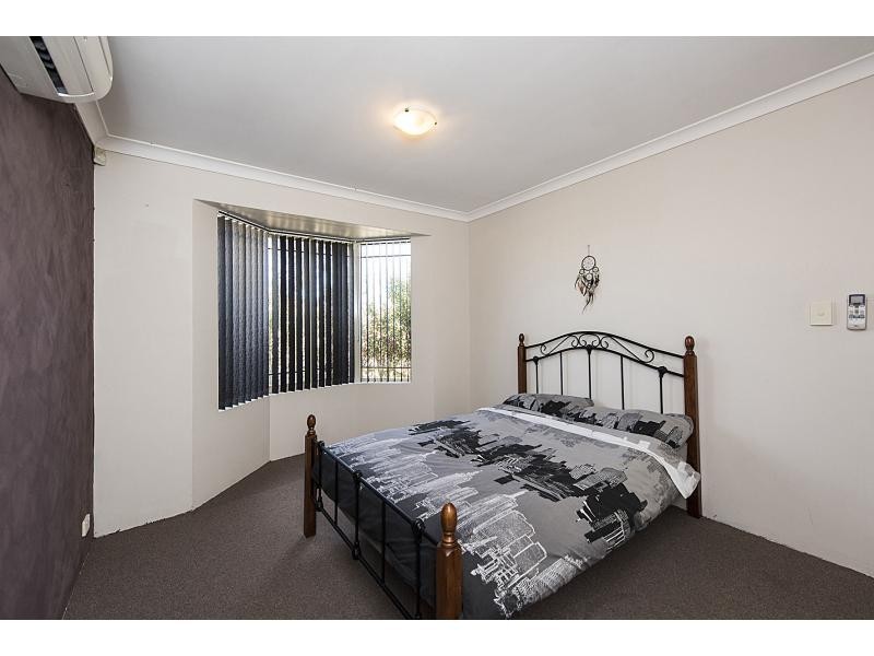 18 Carpentaria Drive, Port Kennedy WA 6172