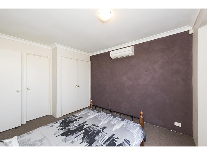 18 Carpentaria Drive, Port Kennedy WA 6172