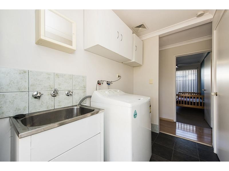 18 Carpentaria Drive, Port Kennedy WA 6172