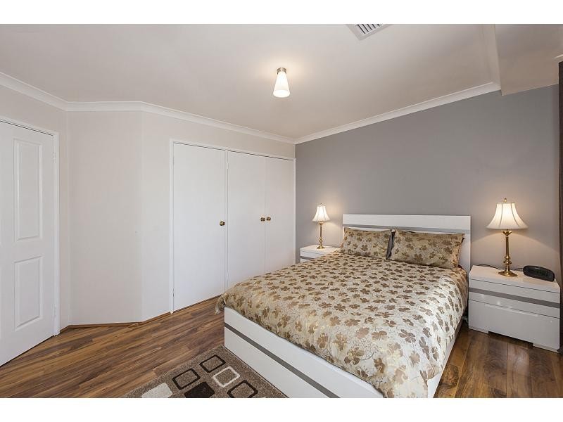 6 Venice Retreat, Warnbro WA 6169