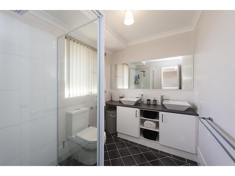 6 Venice Retreat, Warnbro WA 6169