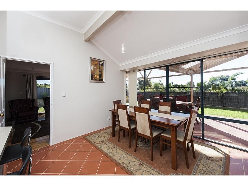 6 Venice Retreat, Warnbro WA 6169