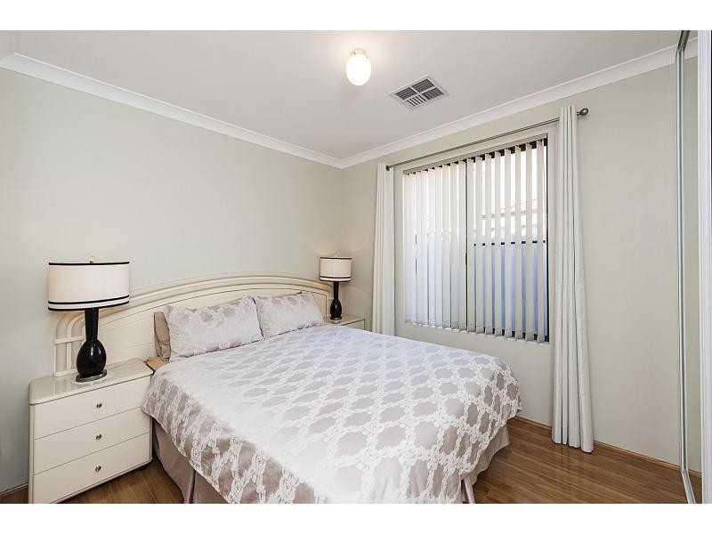 6 Venice Retreat, Warnbro WA 6169