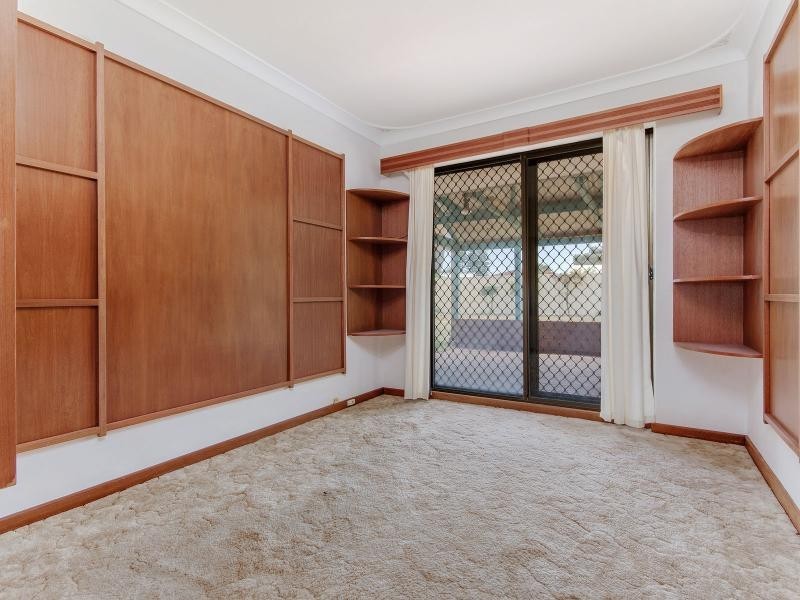 26 Lake Street, Rockingham WA 6168